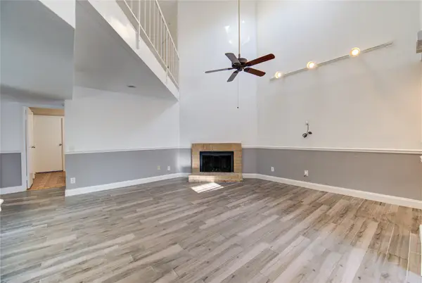 9809 Richmond Avenue #D5, Houston, TX 77042