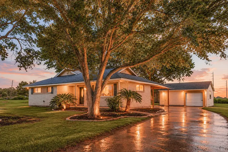 925 Norcross Road, Wallis, TX 77485 - #2