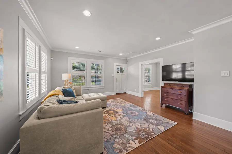 200 E 26th Street, Houston, TX 77008 - Image #3