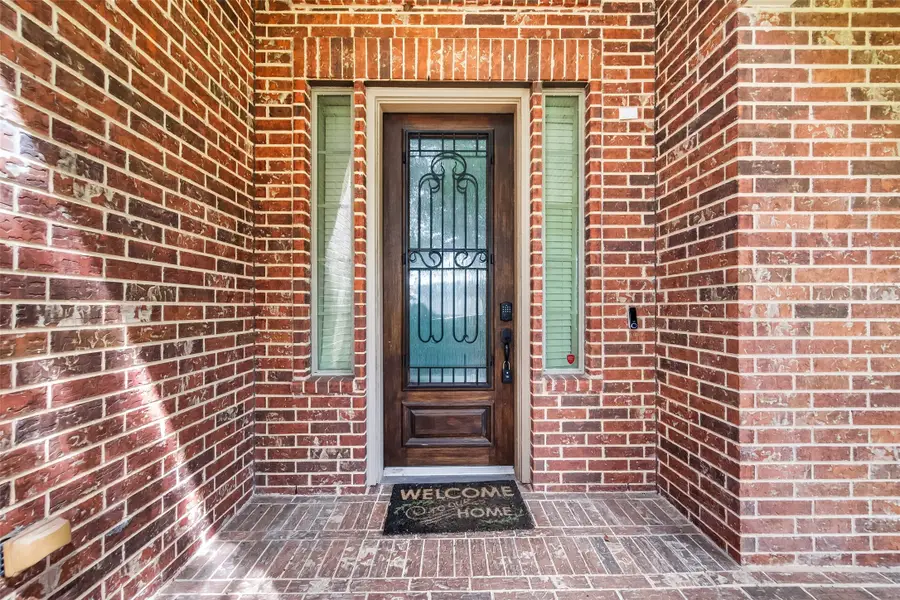 9439 Emerald Lakes Drive, Rosharon, TX 77583 - #2