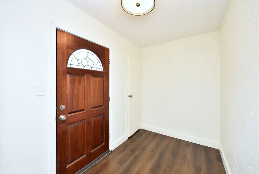 11002 Hammerly Boulevard #57, Houston, TX 77043 - Image #3