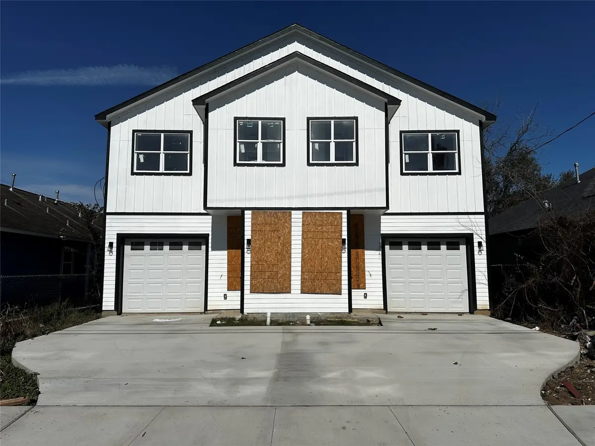 4605 Clover Street, Houston, TX 77051 - Image #1