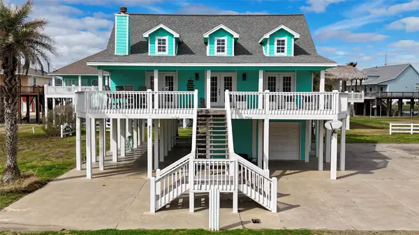 2337 Martinique, Port Bolivar, TX 77650