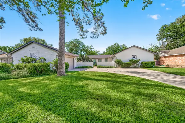 12707 Pantano Drive, Houston, TX 77065