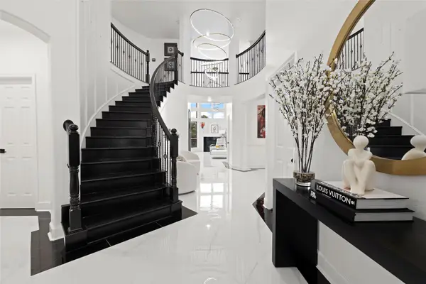 17326 Chestnut Bluff Dr, Houston, TX 77095