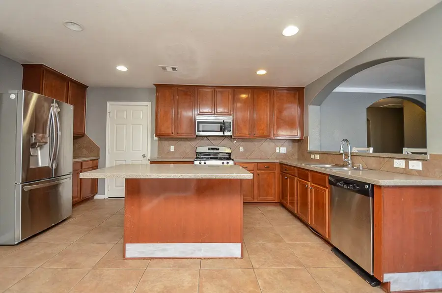 5411 Rio Drive, Baytown, TX 77521 - #3