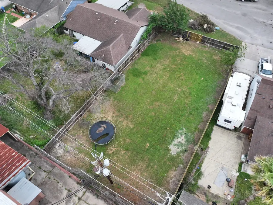 3607 Zoch Lane, Houston, TX 77092 - Image #2