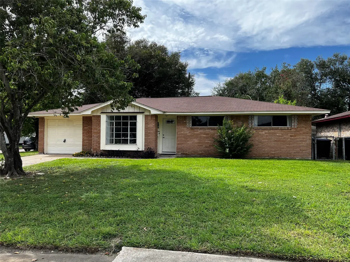 5774 Greencraig Drive, Houston, TX 77035 - Image #1