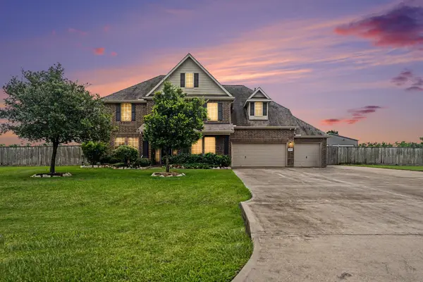 4634 Red Fox Circle, Baytown, TX 77523