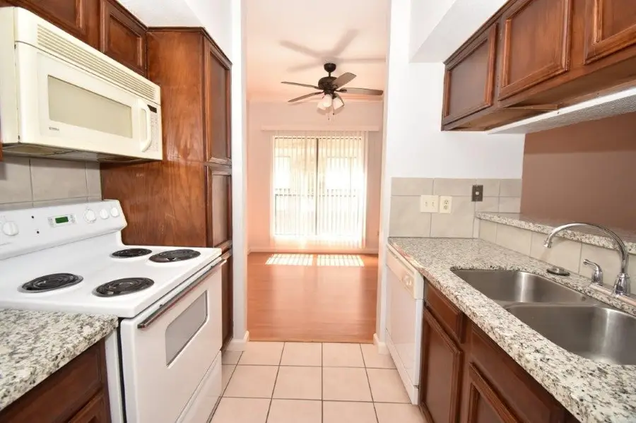 6602 Harbor Town Drive #605, Houston, TX 77036 - #3