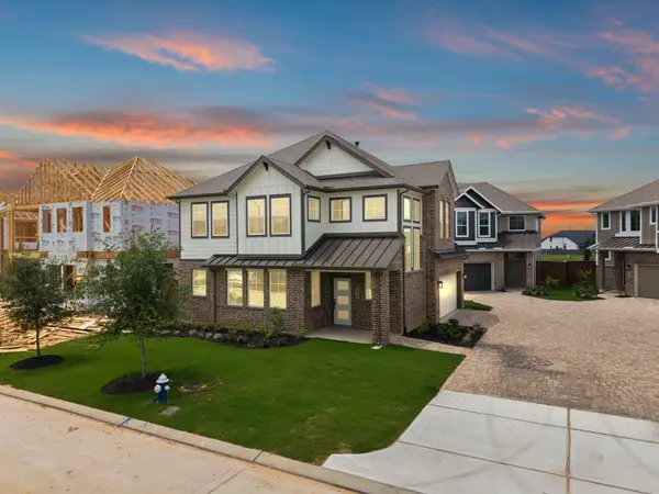 7639 Swooping Swallow Lane, Katy, TX 77493