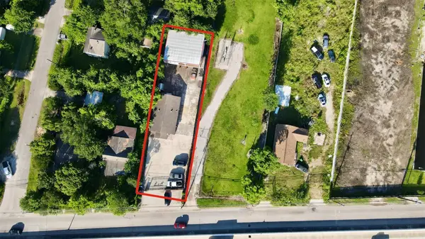 9944 E Hardy Road, Houston, TX 77093