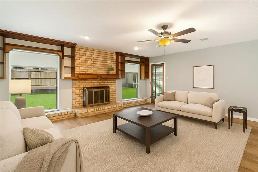 523 White Wing Court, Dickinson, TX 77539 - Image #3