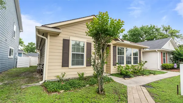 9906 Farrell Drive, Houston, TX 77070