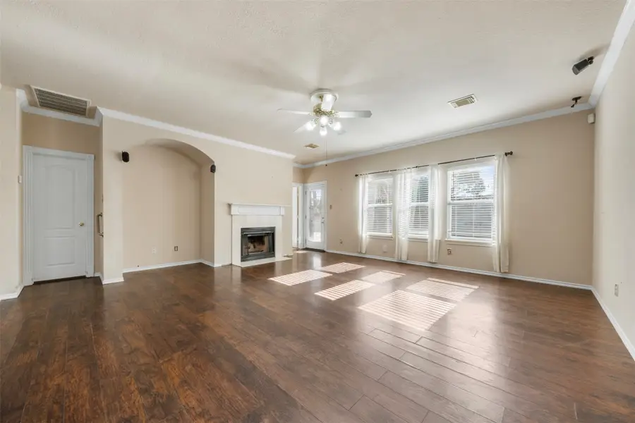 1839 Manor Drive, Baytown, TX 77521 - Image #3