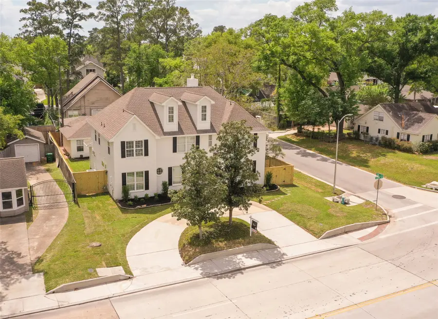 979 W 43rd Street, Houston, TX 77018 - #2