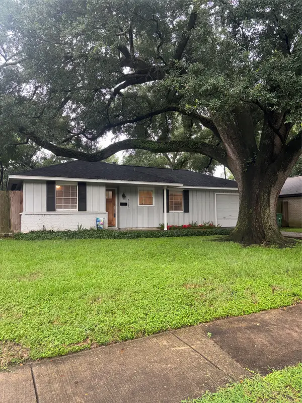 5325 Verdome Lane, Houston, TX 77092