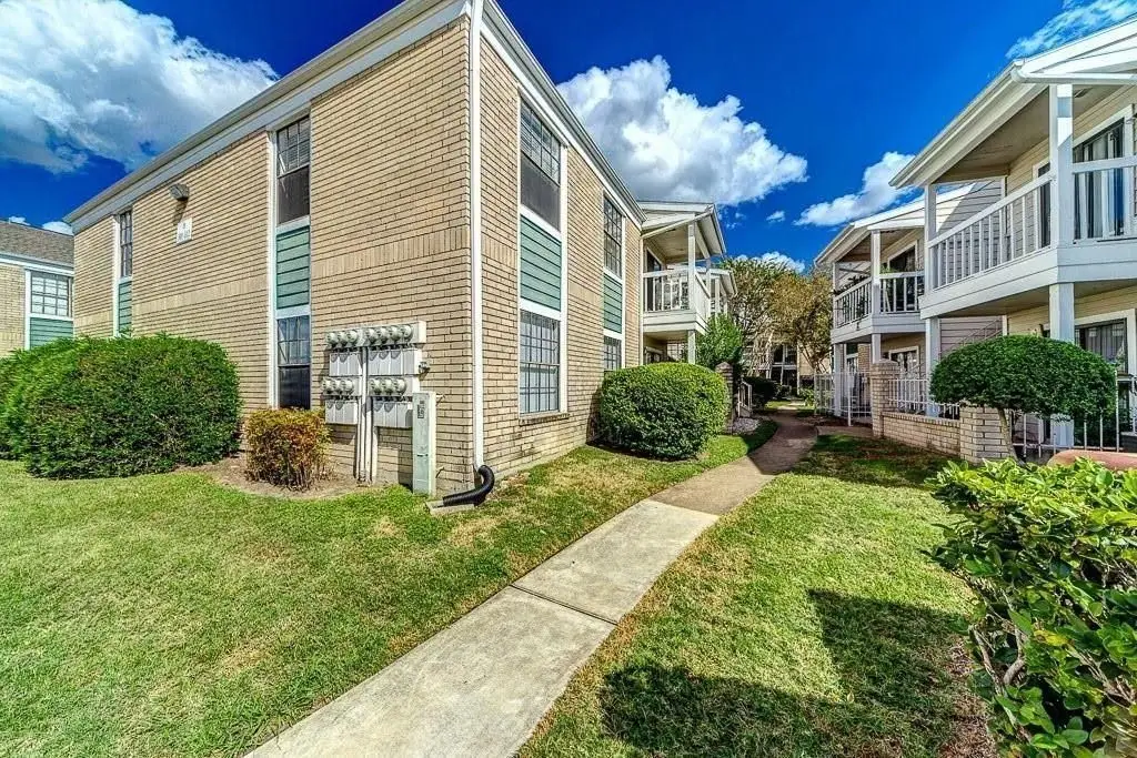 12660 Ashford Point Drive #211, Houston, TX 77082 - Image #1
