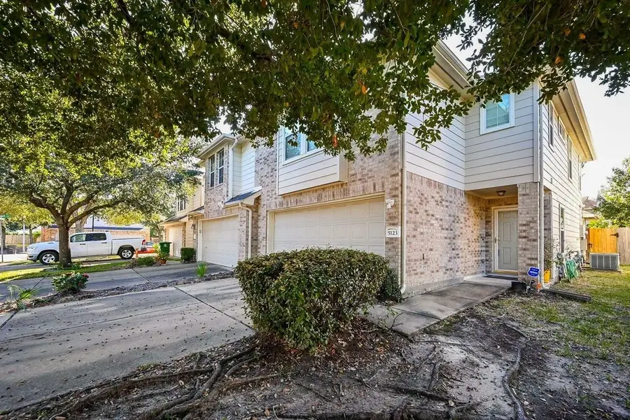 5123 Redemption Circle, Houston, TX 77018 - Image #2