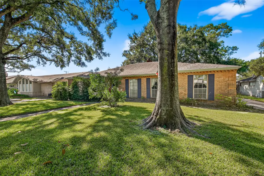 5223 Wigton Drive, Houston, TX 77096 - Image #3