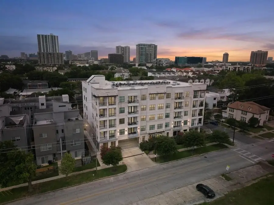 1508 Blodgett Street #301, Houston, TX 77004 - #2