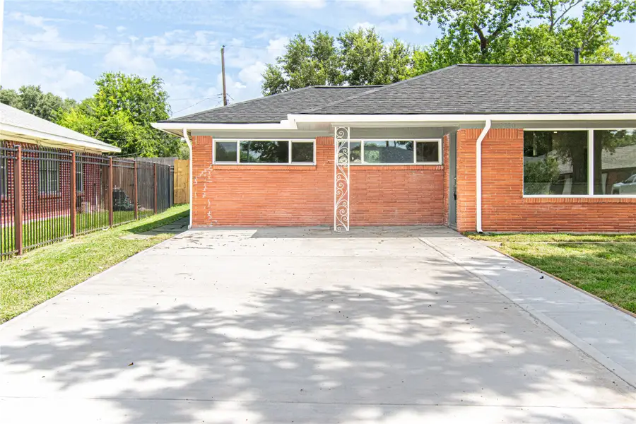 2730 Knotty Oaks Trail, Houston, TX 77045 - #3