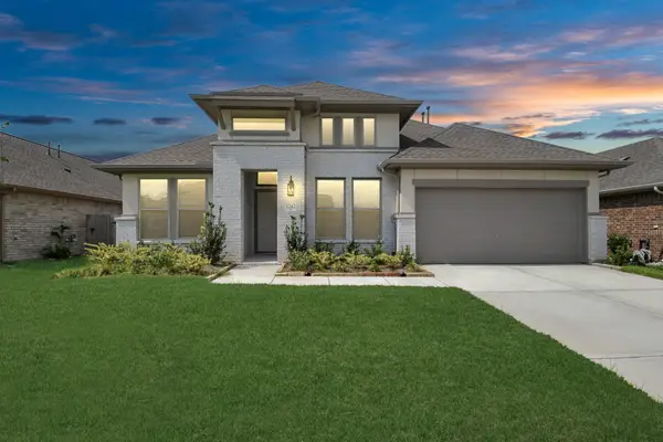 1242 Muscadine Hollow Lane, Richmond, TX 77406
