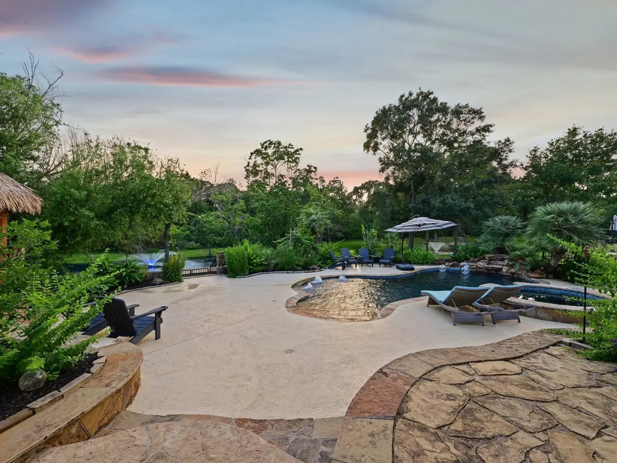 2037 Lakeside Drive, Seabrook, TX 77586 - #1