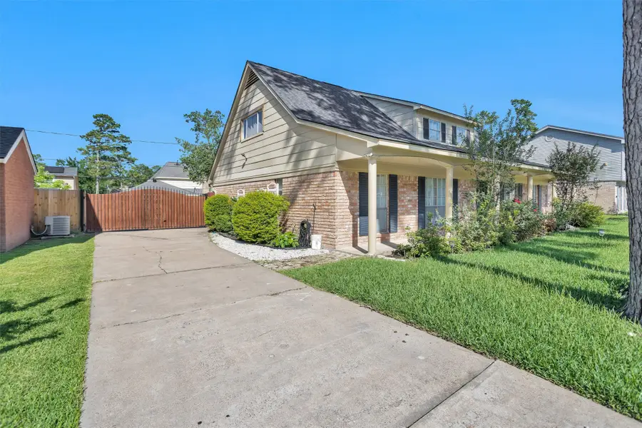 15010 Falling Creek Drive, Houston, TX 77068 - #3