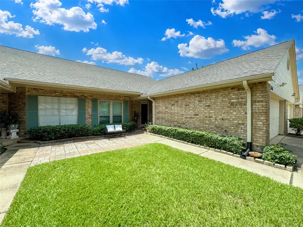 3530 Teakwood Lane, Pearland, TX 77584