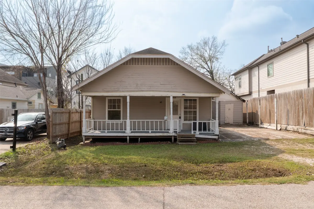 5229 Eigel Street, Houston, TX 77007 - #1