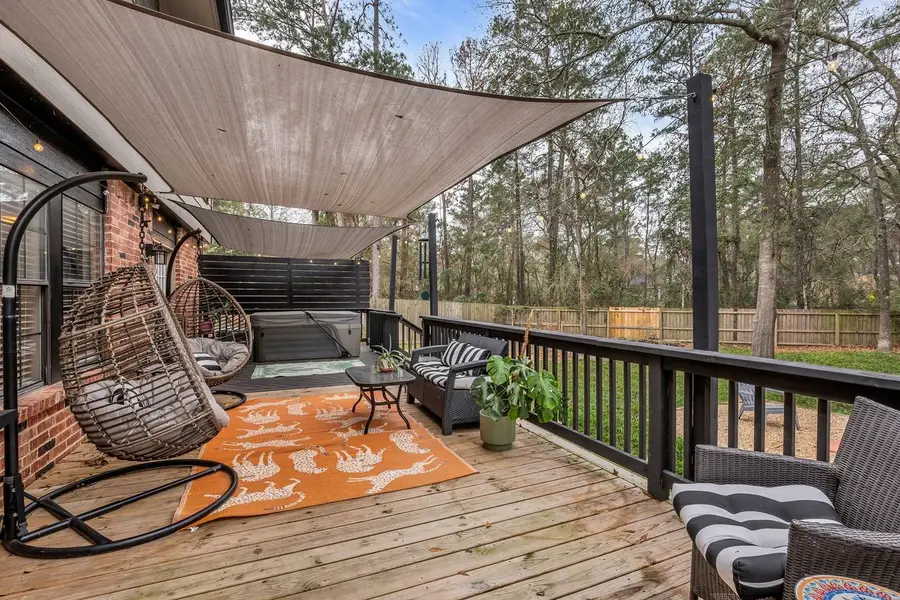 11 Snapdragon Court, The Woodlands, TX 77381 - #3