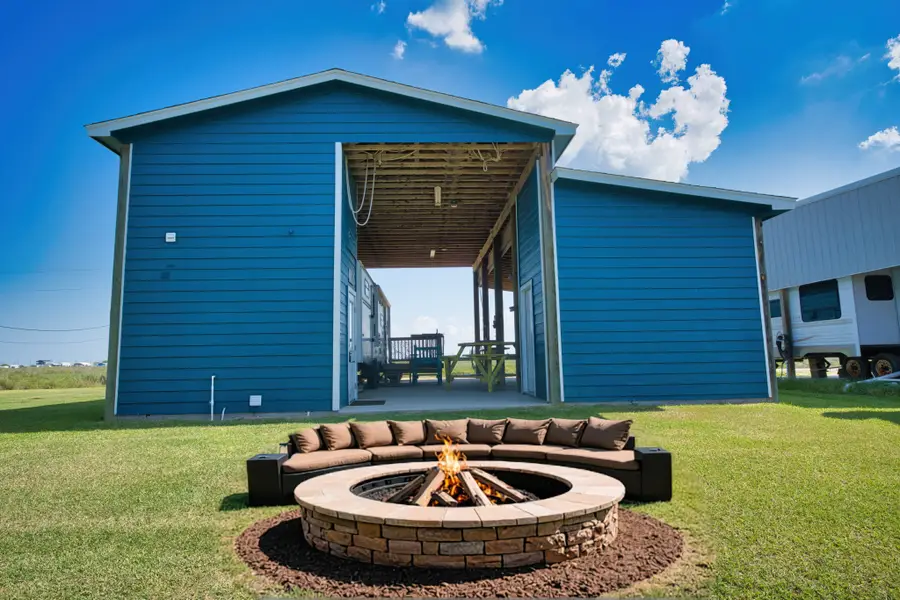 1838 Hall Avenue, Sargent, TX 77414 - #2