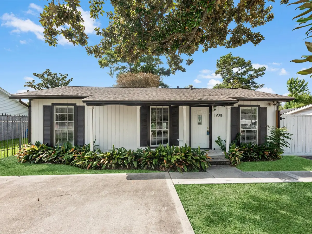 9011 Kerrwood Lane, Houston, TX 77080 - #1
