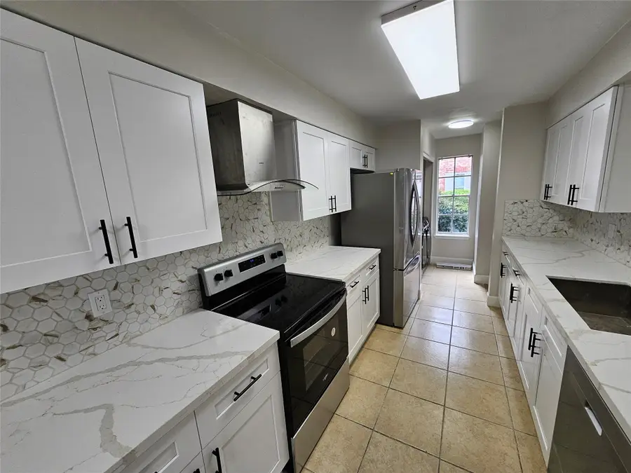 4122 Belle Park Drive, Houston, TX 77072 - Image #2