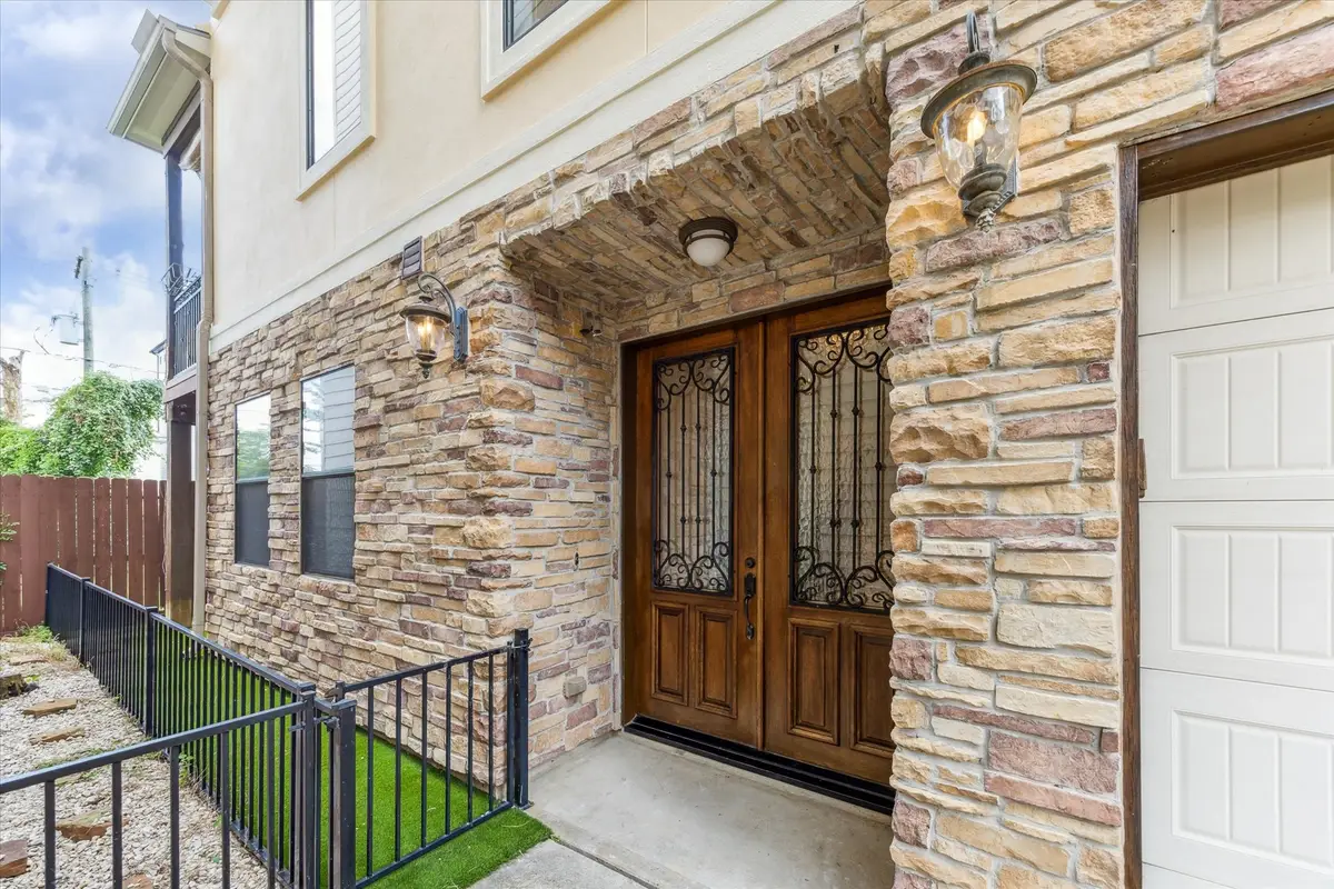 1512 Thompson Street #3, Houston, TX 77007 - #1