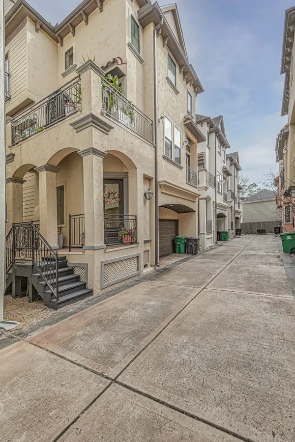 1506 W 23rd Street #B, Houston, TX 77008