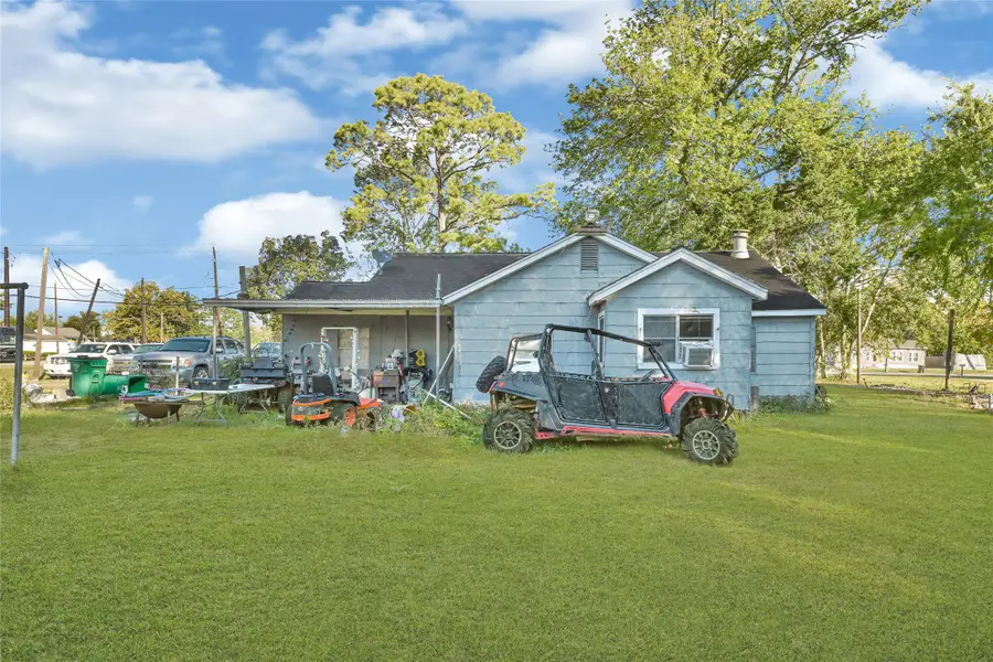 2926 Massey Tompkins Road, Baytown, TX 77521 - Image #3