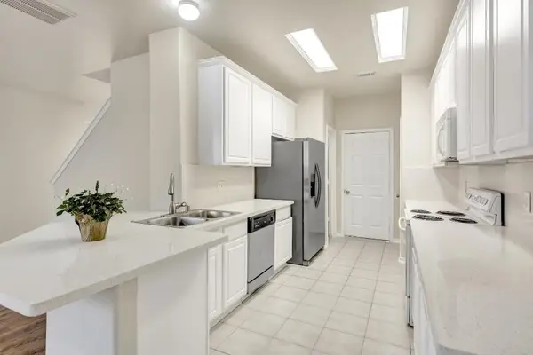 39 Camellia Grove Circle, The Woodlands, TX 77382