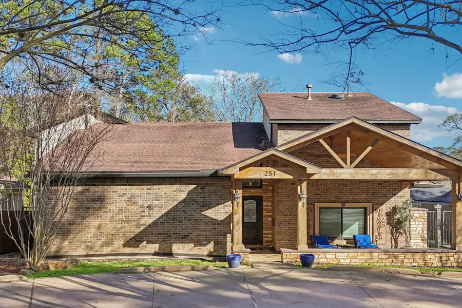 251 Springs Edge Drive, Conroe, TX 77356 - #2