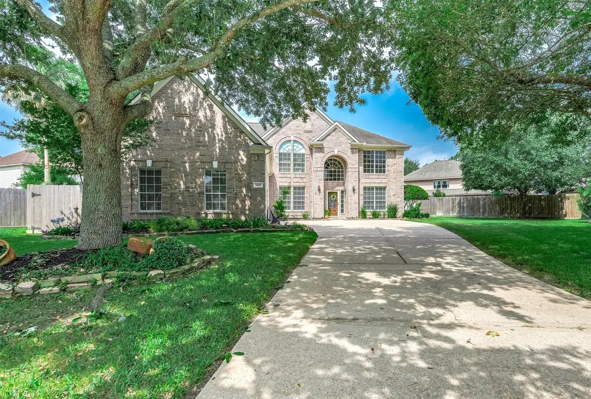 2610 Clay Creek Court, Pearland, TX 77581 - #1