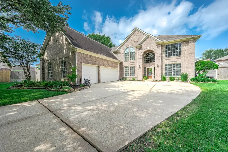 2610 Clay Creek Court, Pearland, TX 77581 - #2