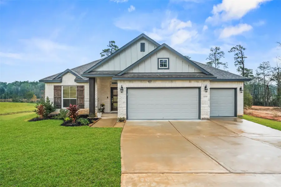 11755 Oakwood Ranch Drive, Willis, TX 77378 - Image #3