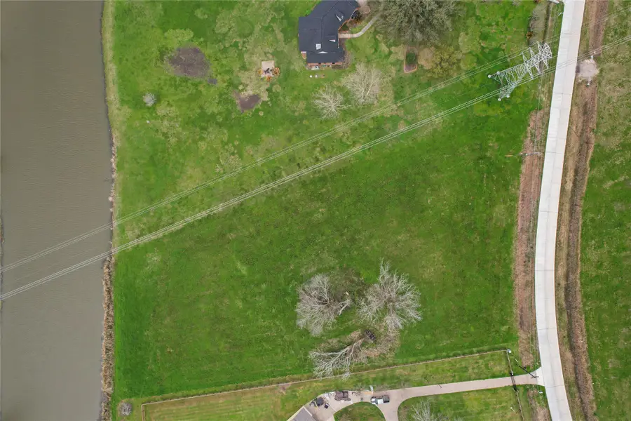 708 Winchester Trail, Angleton, TX 77515 - #2