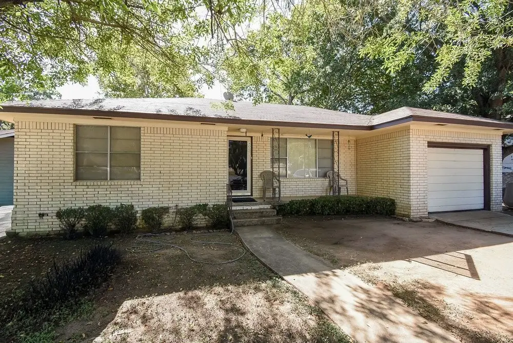 400 Sandra Drive, Brenham, TX 77833 - #1