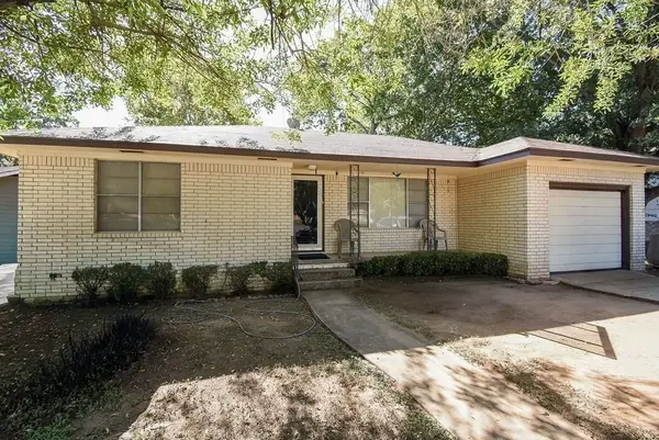 400 Sandra Drive, Brenham, TX 77833