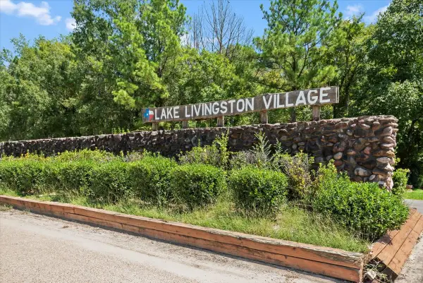 211 Woodstock, Livingston, TX 77351