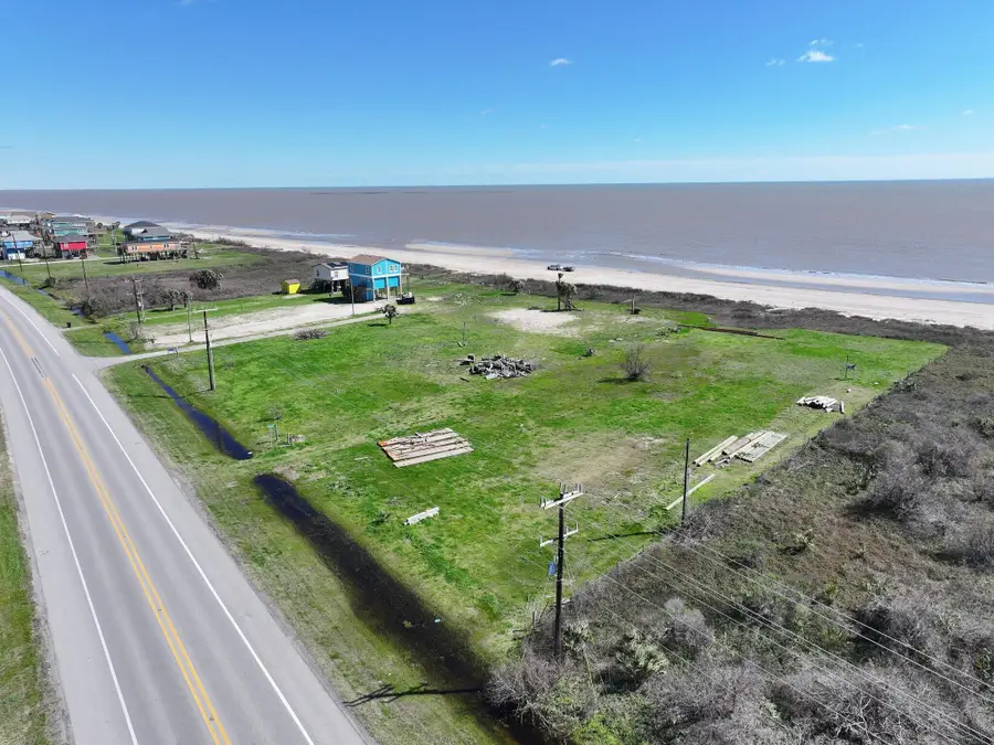 1222 Highway 87 Highway, Gilchrist, TX 77617 - #3