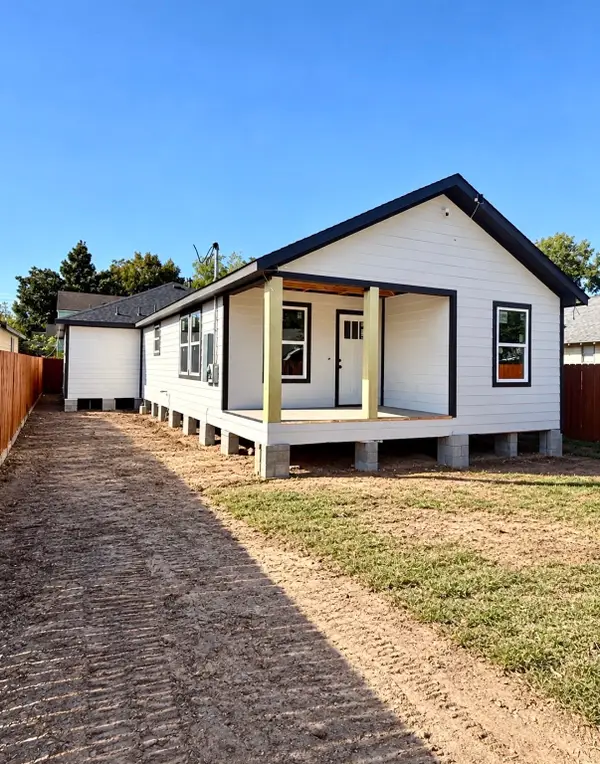 7038 Avenue F, Houston, TX 77011