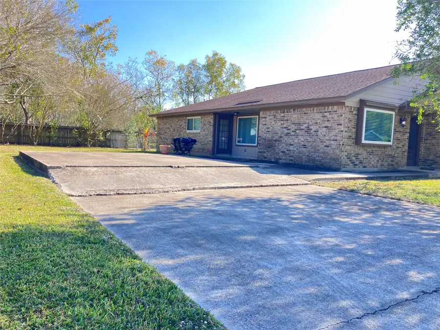 3807 Wade Street, Santa Fe, TX 77510 - Image #3